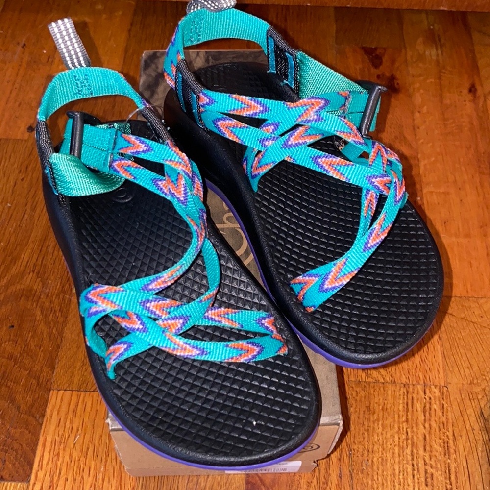 NIB Chaco toddler size 11 mint coral purple